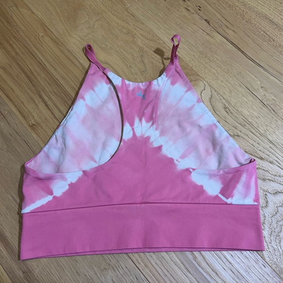 Marble High Neck Sports Crop - Picture 3 of 3